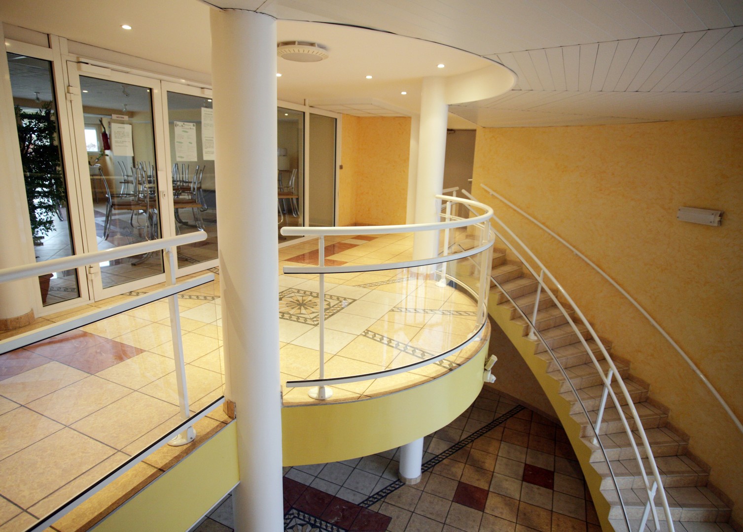 residence pythagore queuleu - accueil 1